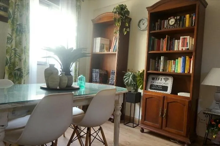 Romantic Apartment With Free Parking Sevilha