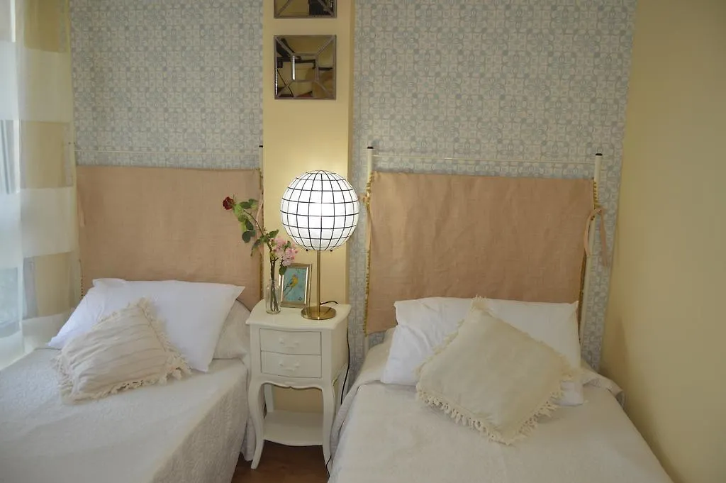 Romantic Apartment With Free Parking Sevilha